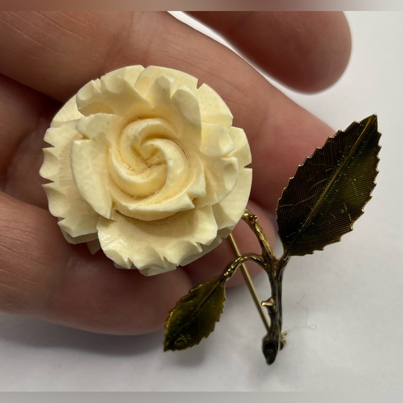 Vintage Signed Beau Sterling Carved Celluloid Rose Brooch Pin 1940s - Picture 2 of 8